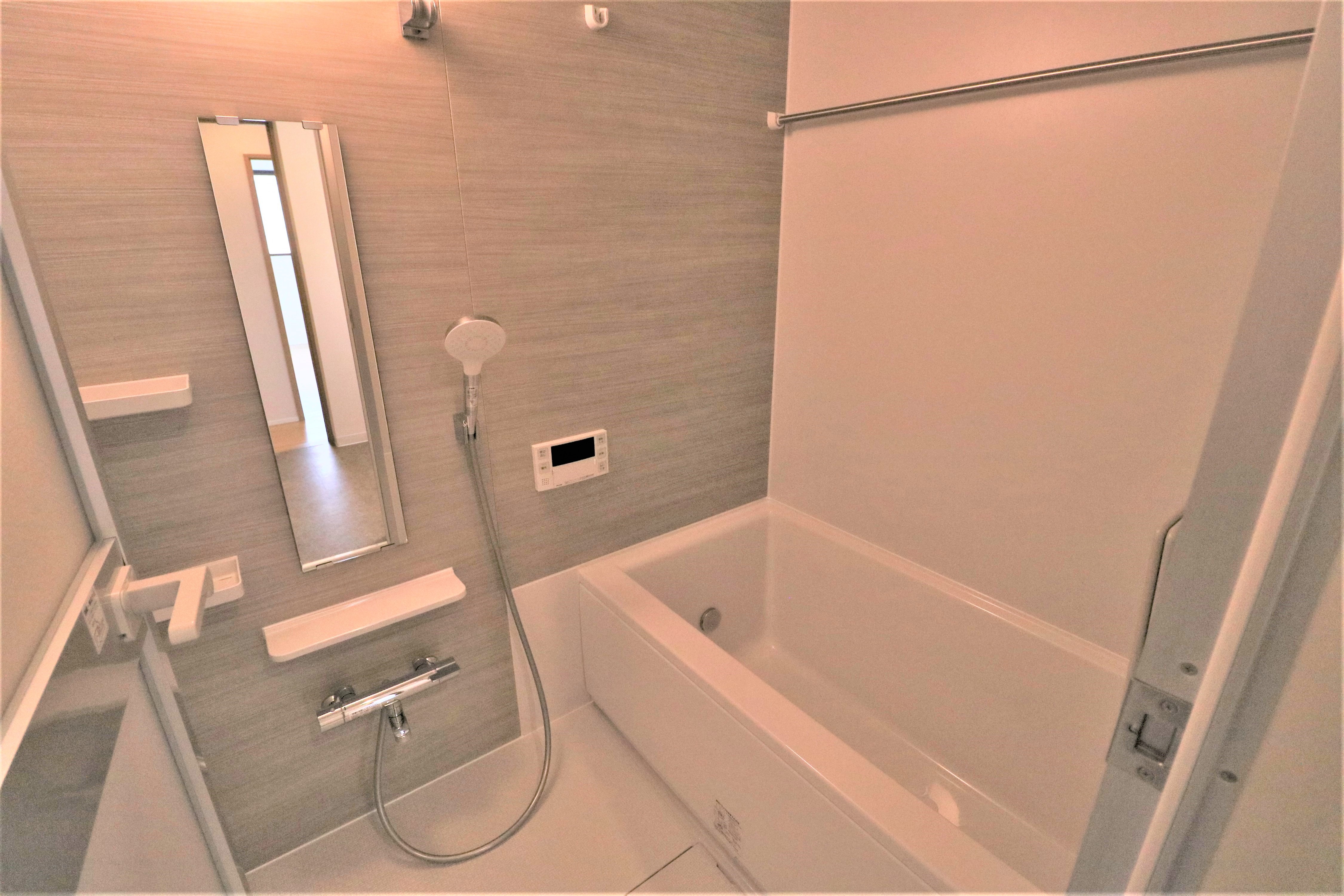 和室から洋室に変更！採光タイプの建具で明るい洋室＆ダイニング